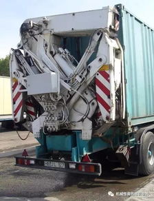 公路運輸的另類之星 集裝箱自裝卸式運輸車在普通貨物道路運輸中的應用